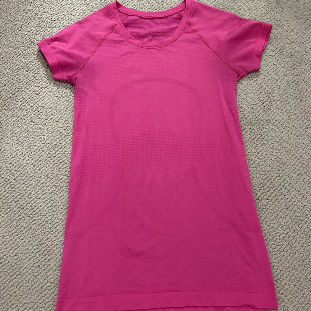 Lululemon swiftly tee 4